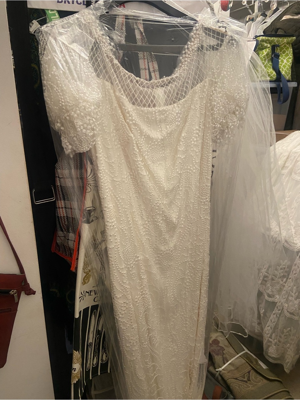 Tadashi Shoji Ivory Lace Wedding Dress - Picture 7 of 7